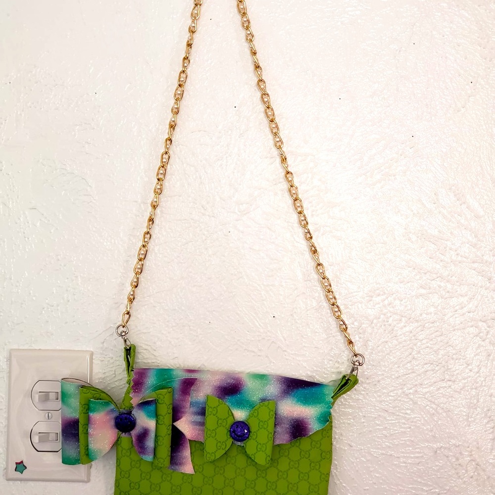 Purse and bow matching set